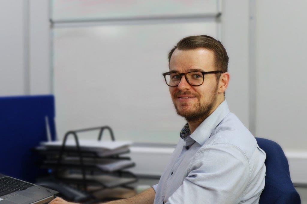 Semi senior accountant vacancy